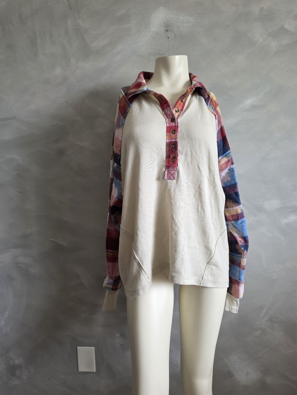 We The Free Isabelle Thermal Plaid Distressed Sleeve Popover Top XS - Picture 2 of 14